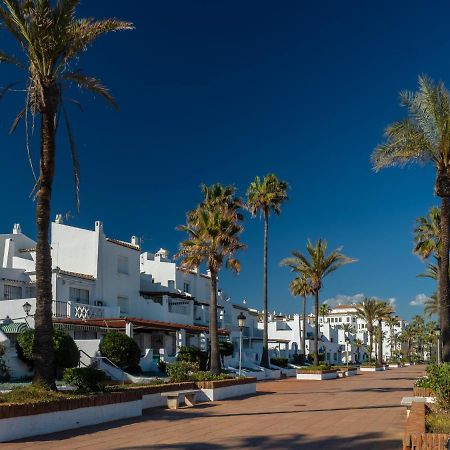 Via Celere 2330 Sea View Apartment Casares Luaran gambar