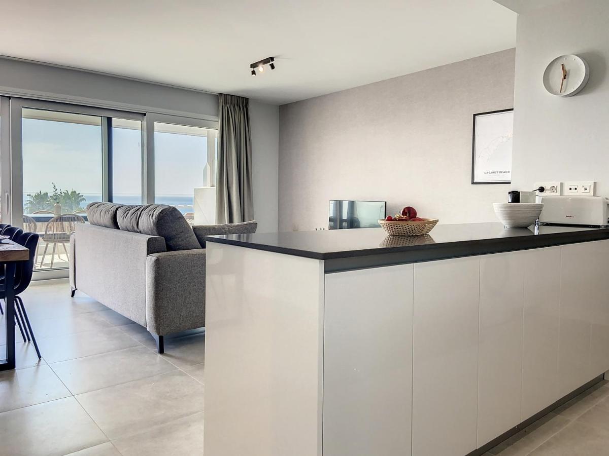 Via Celere 2330 Sea View Apartment Casares Luaran gambar