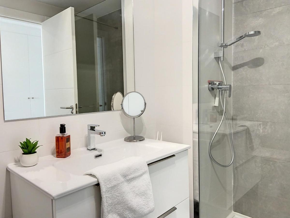 Via Celere 2330 Sea View Apartment Casares Luaran gambar