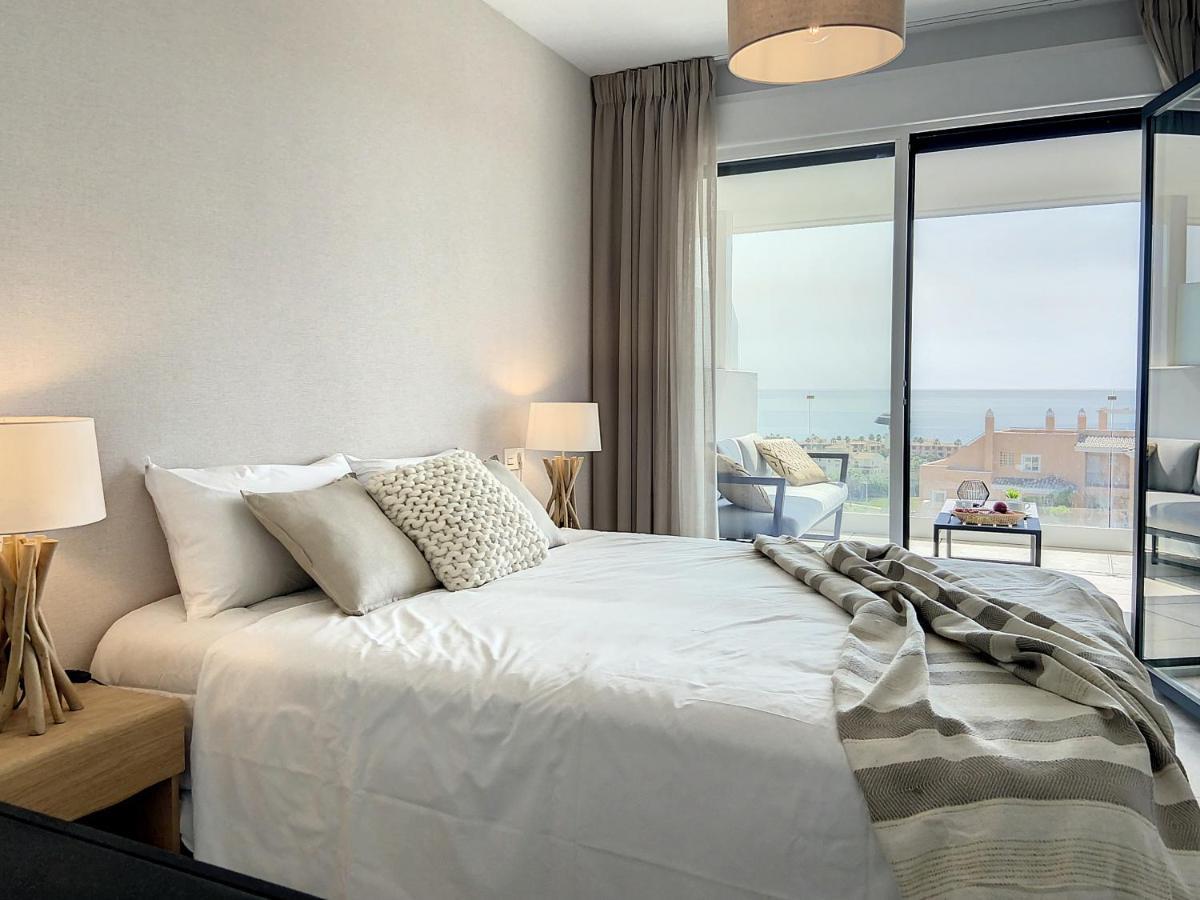Via Celere 2330 Sea View Apartment Casares Luaran gambar